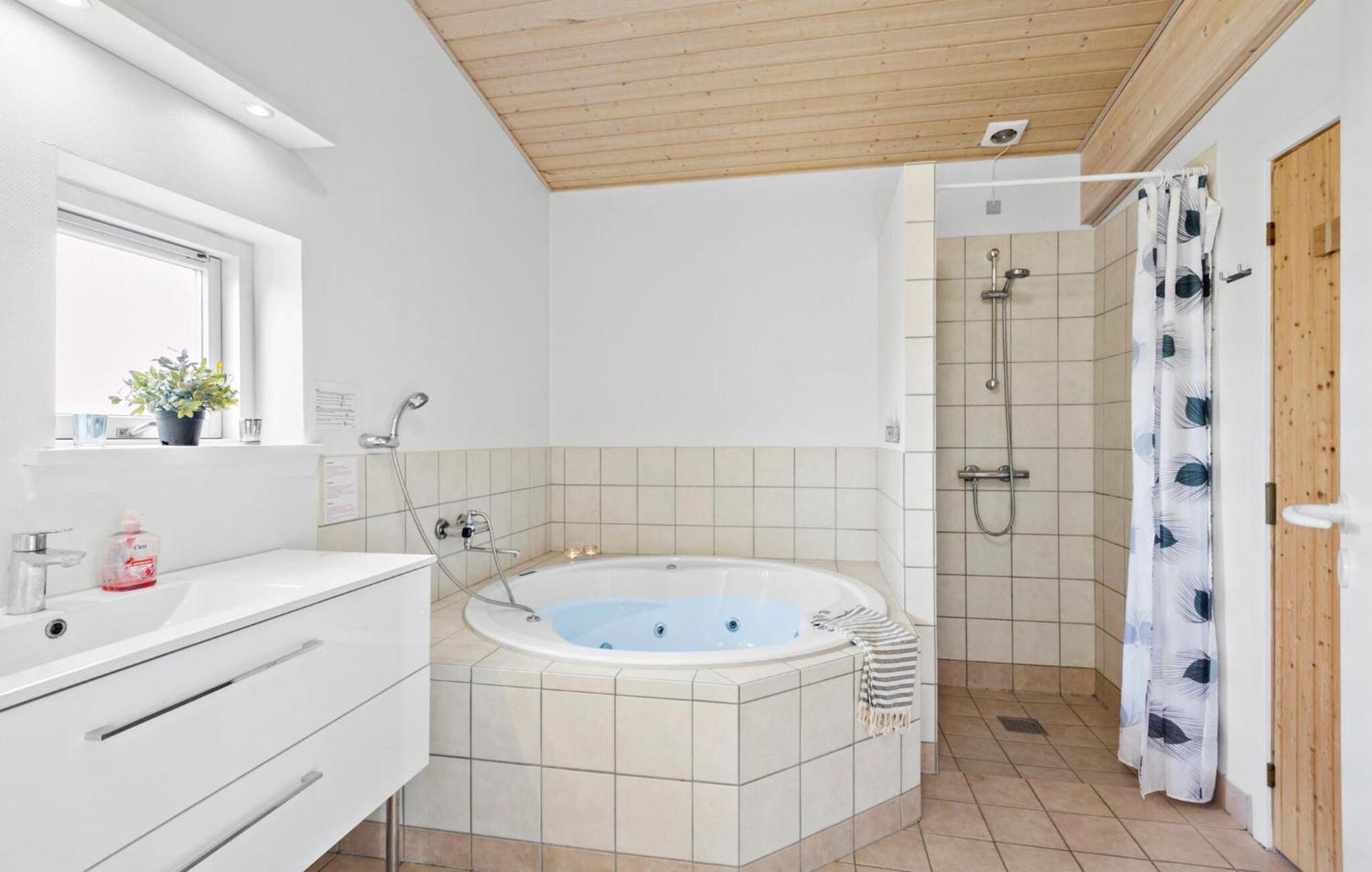 4 Bedroom Nice Home In Фоборг Экстерьер фото